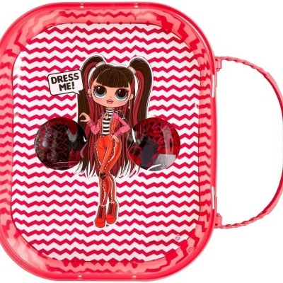 Mala de brinquedo rosa com boneca e padrão zig zag