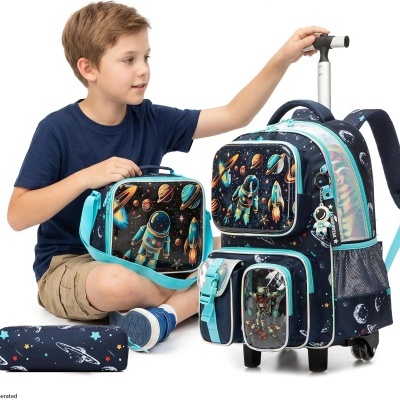 mochila escolar azul escuro com tema espacial, lancheira e estojo combinando