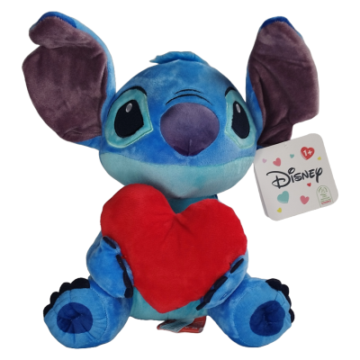 Pelúcia Stitch azul segurando coração vermelho com etiqueta Disney