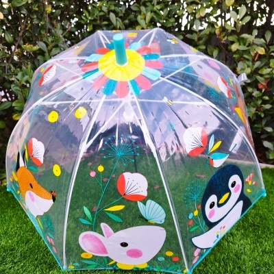 Guarda-chuva transparente com desenhos animados coloridos