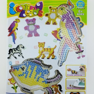 embalagem de contas para passar a ferro com cores variadas em formas de peixe e papagaio