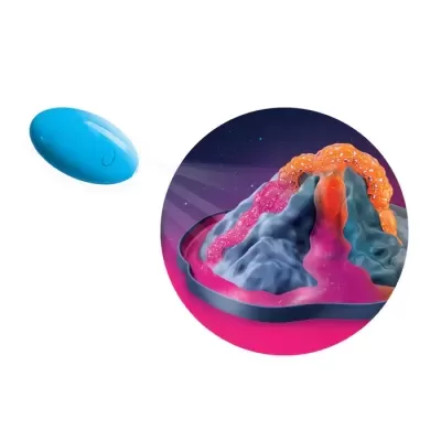 Vulcão em erupção colorido em tabuleiro com peça oval azul