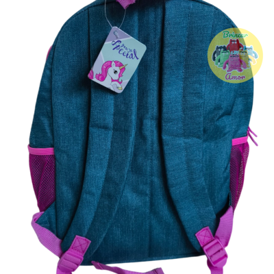 Mochila azul com alças e detalhes rosa com etiqueta de unicórnio e autocolante Brincar com Amor