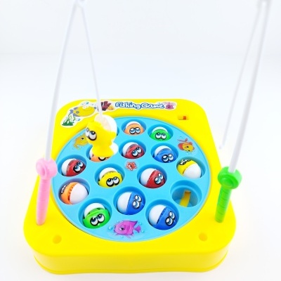 Jogo de pesca infantil amarelo com peixes coloridos e duas canas de pescar