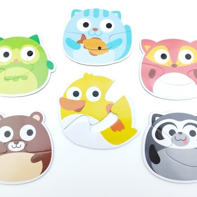 Puzzles infantis de animais coloridos em cartão brilhante