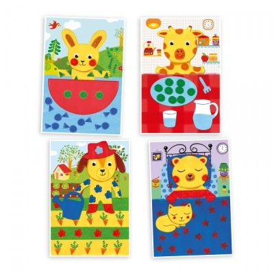 Conjunto de quatro cartões infantis com desenhos de coelho, girafa, cão e urso em cenários coloridos