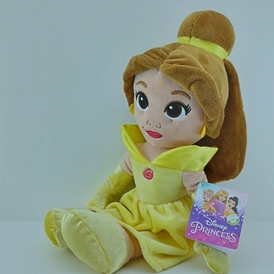 Boneca de pelúcia Disney Princesas com vestido amarelo