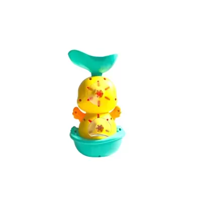 Brinquedo de banho de plástico colorido com ventosas e base em forma de barco