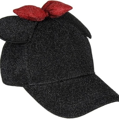 Boné preto brilhante com orelhas e laço vermelho