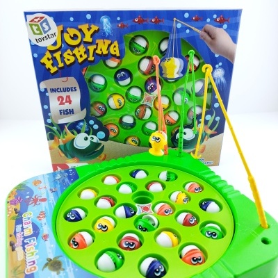 Jogo de pesca com base verde, peixes coloridos e varas de pesca amarelas