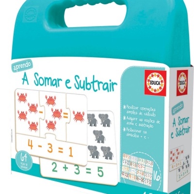 Caixa azul com jogo educativo de somar e subtrair para crianças