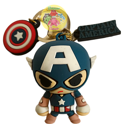 Chaveiro Captain America em borracha com escudo e etiqueta preta