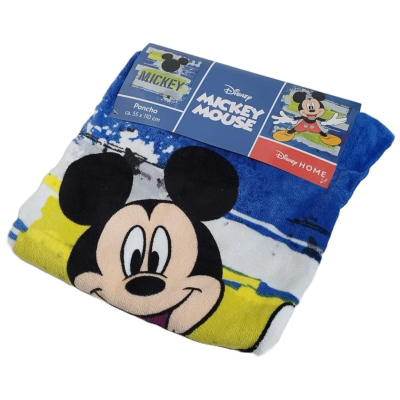 Poncho dobrado com imagem do Mickey Mouse e etiqueta identificativa