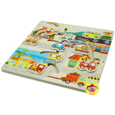 Quebra-cabeças de madeira de veículos coloridos com estrada e edifícios em fundo ilustrado