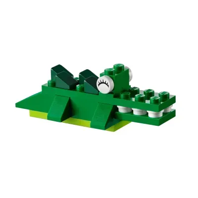 Miniatura de crocodilo em blocos de construção verdes e brancos