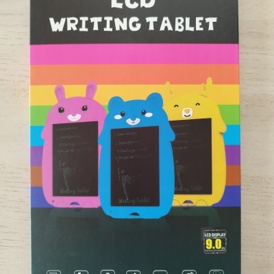 Embalagem de quadros de escrita LCD coloridos em forma de animais com faixas coloridas ao fundo