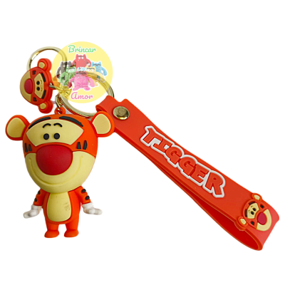 Porta-chaves Tigger em borracha com tira laranja com texto e figura do personagem