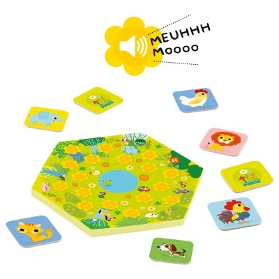 Jogo infantil com tabuleiro hexagonal verde e peças de animais coloridas
