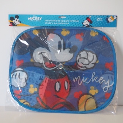 Protetor solar para janelas com imagem do Mickey Mouse em embalagem de plástico