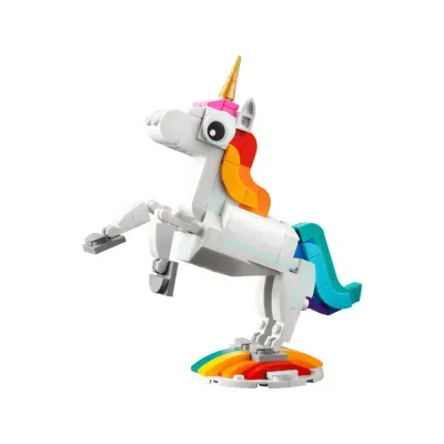 Lego unicórnio branco com crina colorida e base arco-íris
