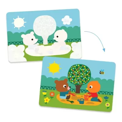 Cartões coloridos com desenhos de ursos brincando em parque com árvores e sol