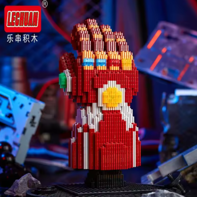 Modelo de luva de bloco de construção do Homem de Ferro com logótipo LECIUAN