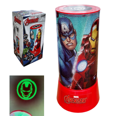 Abajur LED vermelho com personagens Marvel Avengers e texto MARVEL AVENGERS