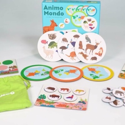 Jogo de cartas Animo Mondo com animais coloridos e saco verde