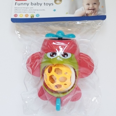 Brinquedo para bebé colorido em plástico na embalagem