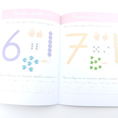 Livro educativo aberto mostrando exercícios dos números 6 e 7 com desenhos e contagem.