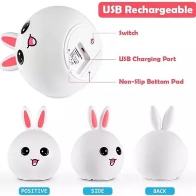 Lâmpada recarregável USB em forma de coelho branca com detalhes cor de rosa vista de vários ângulos