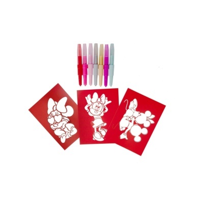 Conjunto com cartões de personagem Disney e marcadores de tinta coloridos.