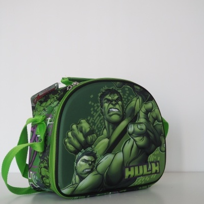 Mochila pequena verde com imagens do Hulk aventureiro
