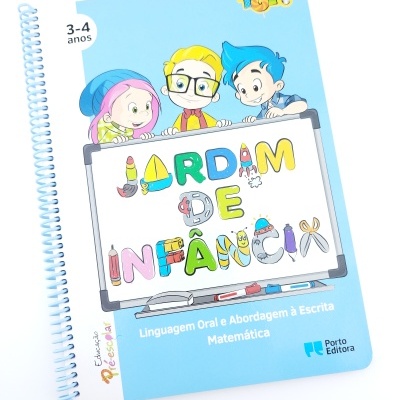 Caderno educativo Jardim de Infância para crianças de 3-4 anos com capa azul e ilustrações coloridas