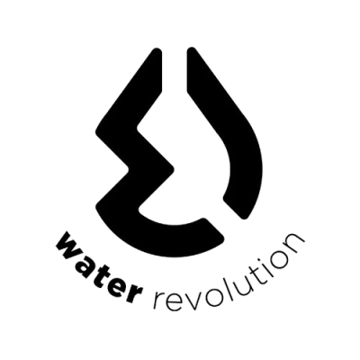 Logótipo com gotas e texto 'water revolution' em preto