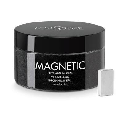 Frasco preto com esfoliante mineral Magnetic de 200ml e tampa preta com texto Levissime