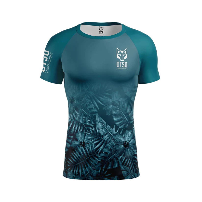 MEN'S SHORT SLEEVE SHIRT TROPICAL GREEN T-shirt desportiva masculina verde com padrão de folhas e logo OTSO