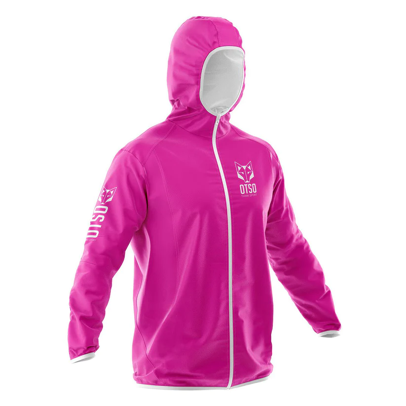 WATERPROOF JACKET PINK & WHITE Casaco rosa com capuz e fecho branco, logo OTSO no peito e manga