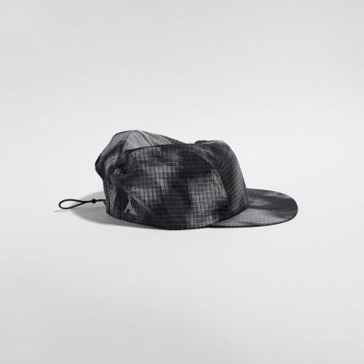 Boné desportivo cinzento e preto com padrão xadrez e cordão ajustável