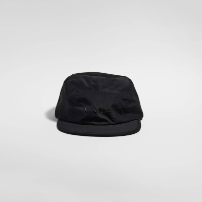 Boné preto com logotipo VÅGA em relevo