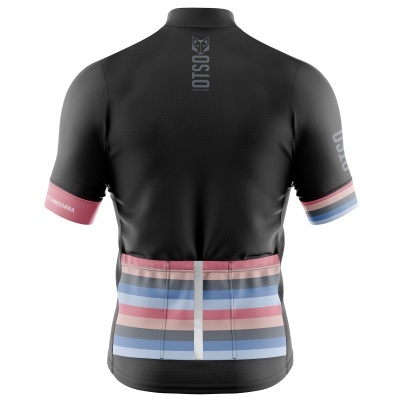 Camisola de ciclismo preta com riscas coloridas nas costas