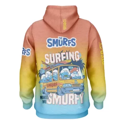 Sweatshirt colorida com estampa dos Smurfs num passeio de carrinha