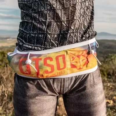 Cinto desportivo colorido GTSD SPORT com ajuste por cordões brancos