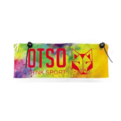 Faixa desportiva com texto OTSO THINK SPORT e símbolo de raposa em fundo colorido