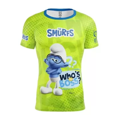 T-shirt verde com estampa dos Smurfs e texto Who's the Boss?