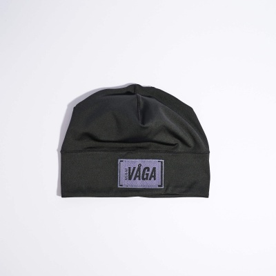 Gorro preto com etiqueta VÅGA cinza