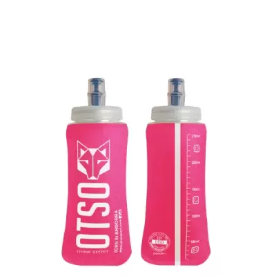 Garrafa desportiva rosa OTSO com graduação para 250ml