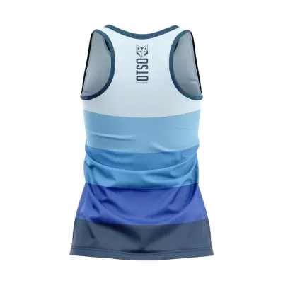 Camisola desportiva azul com faixas e texto OTSO nas costas