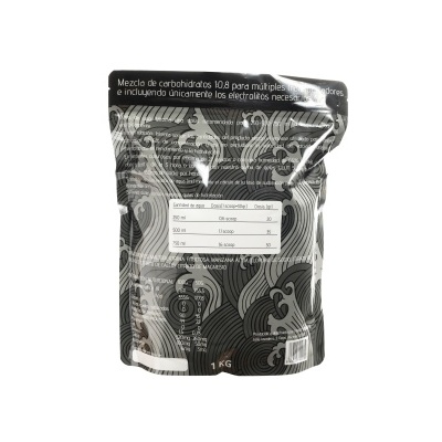 Embalagem preta de produto alimentar em pó com desenhos abstratos cinzentos e tabela nutricional visível