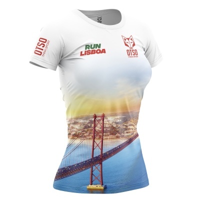 T-shirt branca com imagem de ponte e textos RUN LISBOA e OTSO SPORTWEAR